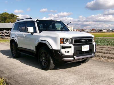 TOYOTA LAND CRUISER 250