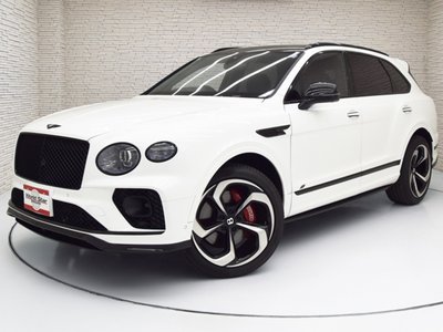 2023 Bentley BENTAYGA photo 3