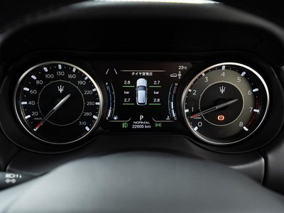 2022 Maserati LEVANTE — фото 12