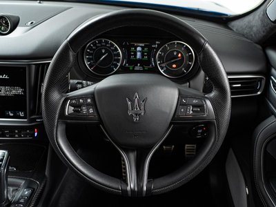 2022 Maserati LEVANTE — фото 11