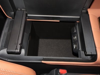 صورة مصغرة 15 لـ 2023 Toyota VELLFIRE