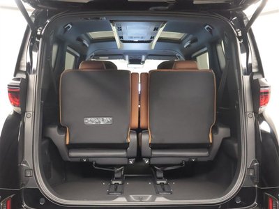 صورة مصغرة 32 لـ 2023 Toyota VELLFIRE