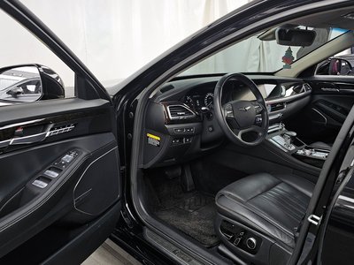 صورة 10 لـ 2021 Genesis G90