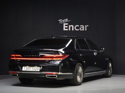 صورة 4 لـ 2021 Genesis G90