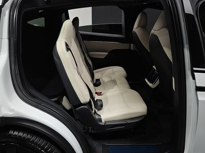 صورة مصغرة 18 لـ 2023 Tesla MODEL X