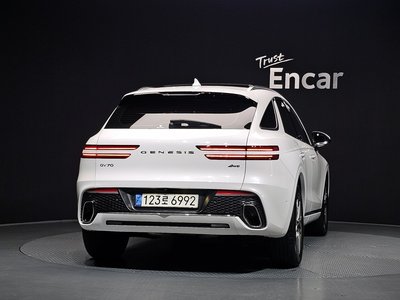 صورة 3 لـ 2021 Genesis GV70