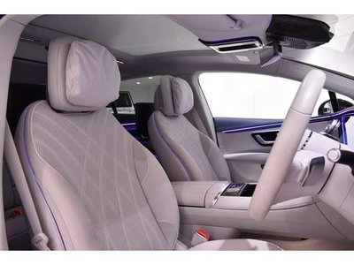 MERCEDES-BENZ EQS - 4