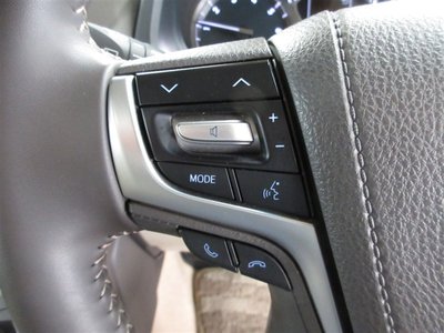 TOYOTA LAND CRUISER PRADO - 10