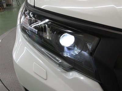 TOYOTA LAND CRUISER PRADO - 7