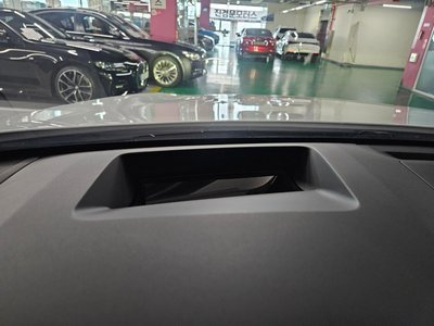 صورة مصغرة 12 لـ 2025 Lexus RX