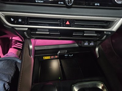 صورة مصغرة 13 لـ 2025 Lexus RX