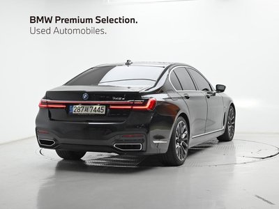 BMW 7 SERIES - 4