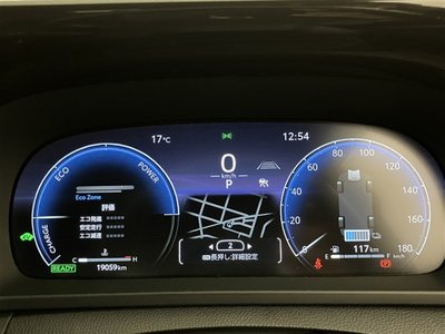 TOYOTA CROWN SPORT - 8