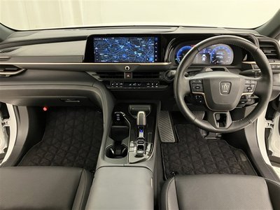 TOYOTA CROWN SPORT - 10