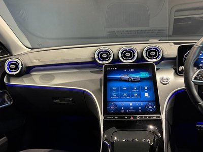 2025 Mercedes-BENZ C-CLASS — миниатюра 34