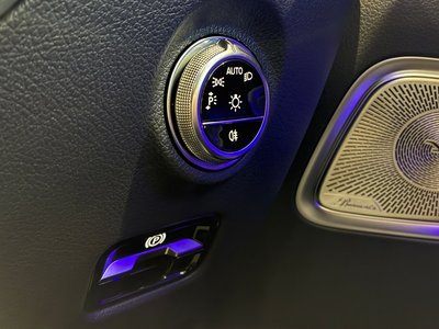 2025 Mercedes-BENZ C-CLASS — миниатюра 44