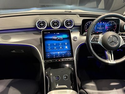 2025 Mercedes-BENZ C-CLASS — миниатюра 32