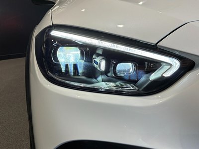2025 Mercedes-BENZ C-CLASS — миниатюра 11
