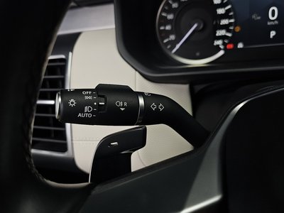 2023 LAND Rover DISCOVERY thumbnail 28