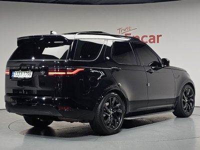2023 LAND Rover DISCOVERY photo 3