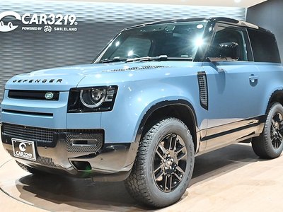 2024 LAND Rover DEFENDER photo 1