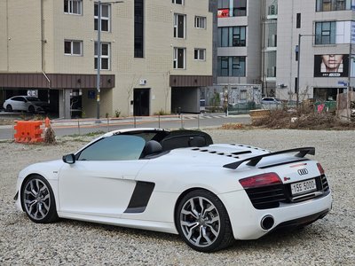 AUDI R8 - 3