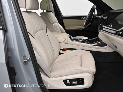2025 BMW X7 — фото 10