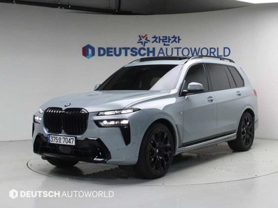 2025 BMW X7 — фото 1
