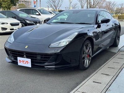 FERRARI GTC4 LUSSO - 4