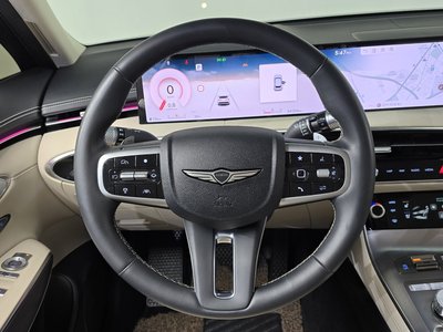 2024 Genesis GV70 — миниатюра 12