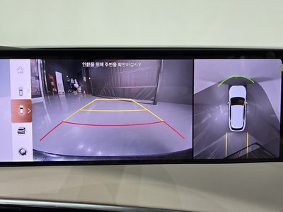 2024 Genesis GV70 — миниатюра 14