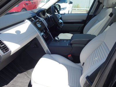 2025 LAND Rover DISCOVERY thumbnail 11