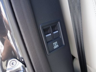 2025 LAND Rover DISCOVERY thumbnail 65