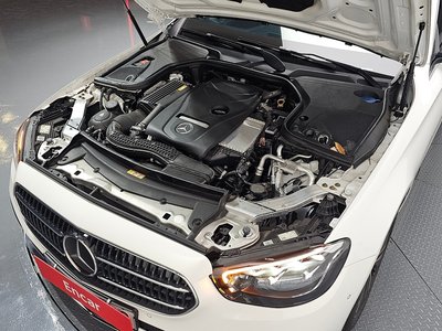 MERCEDES-BENZ E-CLASS - 7