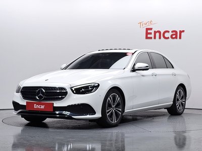 MERCEDES-BENZ E-CLASS - 1