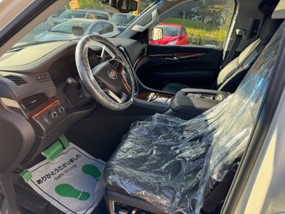 CADILLAC ESCALADE - 3