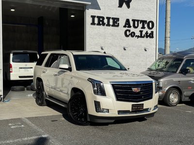 CADILLAC ESCALADE - 7