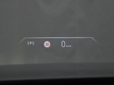 2025 BMW 5 SERIES thumbnail 23