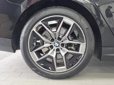 2025 BMW 5 SERIES photo 6