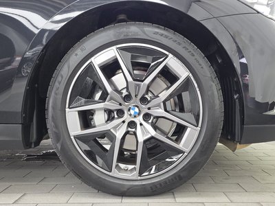 2025 BMW 5 SERIES photo 8