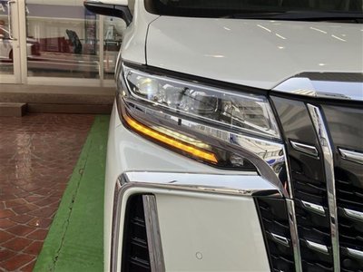 TOYOTA ALPHARD - 7