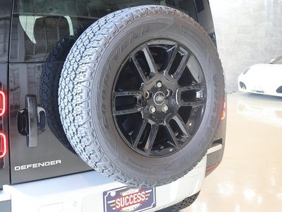 صورة مصغرة 77 لـ 2025 LAND Rover DEFENDER