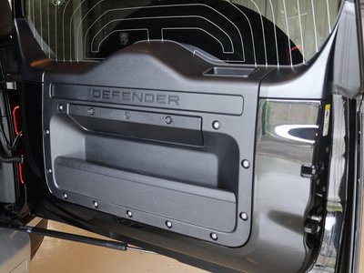 صورة مصغرة 76 لـ 2025 LAND Rover DEFENDER