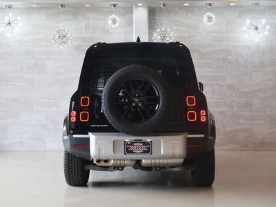 صورة 6 لـ 2025 LAND Rover DEFENDER