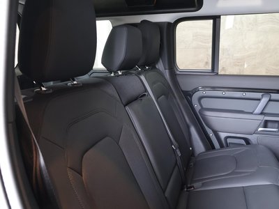 صورة مصغرة 25 لـ 2025 LAND Rover DEFENDER