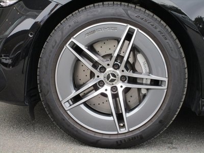 MERCEDES-BENZ E-CLASS - 8