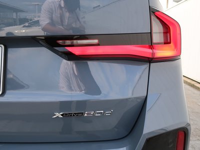 صورة 10 لـ 2024 BMW X1