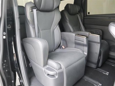 TOYOTA ALPHARD - 9