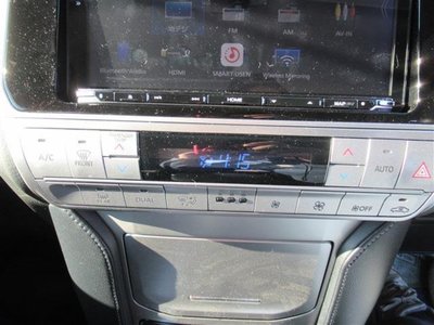 TOYOTA LAND CRUISER - 10