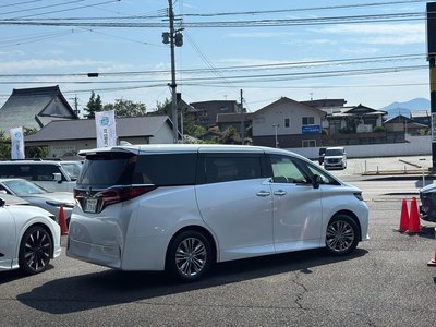 2023 Toyota ALPHARD — миниатюра 11
